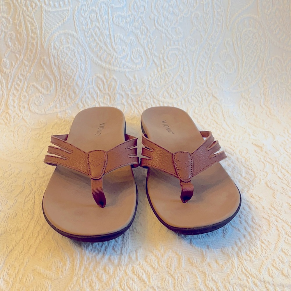 PRICE ✂️ ☀️ NWOT Vionic Mirage Alta Sandal